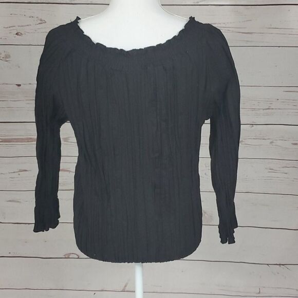 Harve Benard, Black Button up w/ tassel tie front - Picture 8 of 12